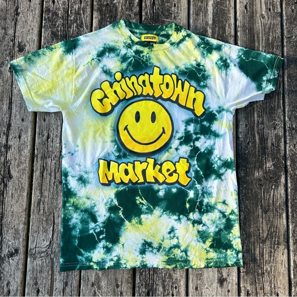 CHINATOWN MARKET Smiley Face Streetwear T Shirt Mens Size M Tie Dye Green
